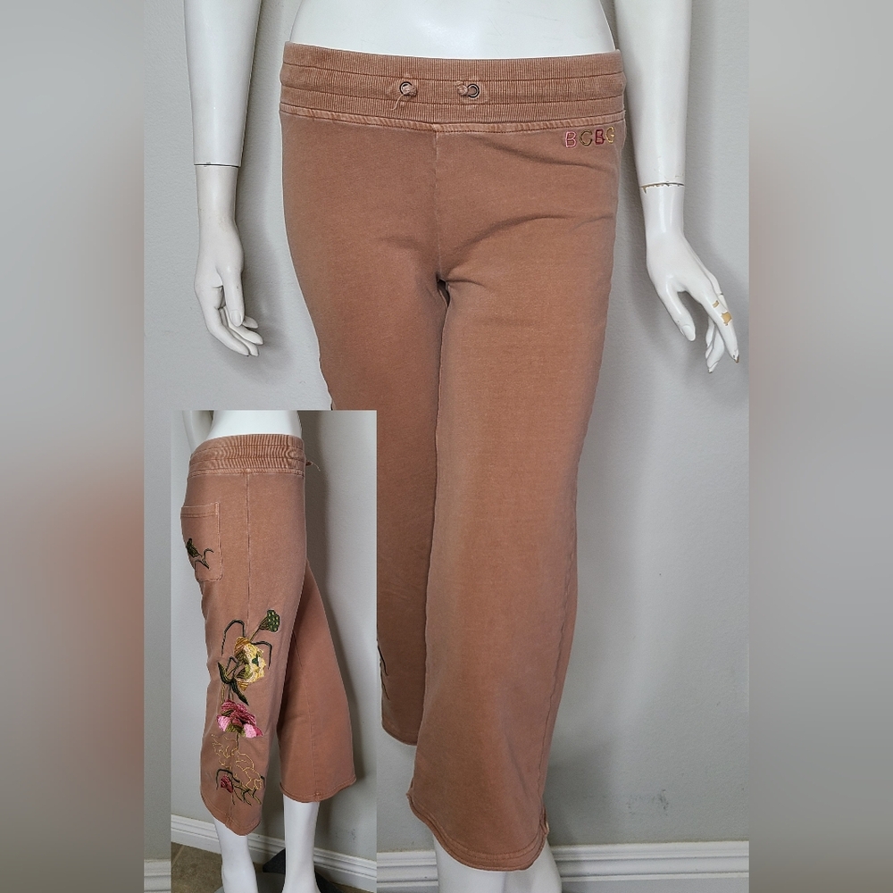 BCBG Women's Sweatpants with Floral Detail